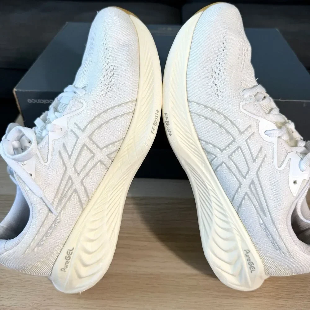 ASICS Gel-Cumulus 25 White Gum Running Shoes 1012B441 Women's Size 8.5